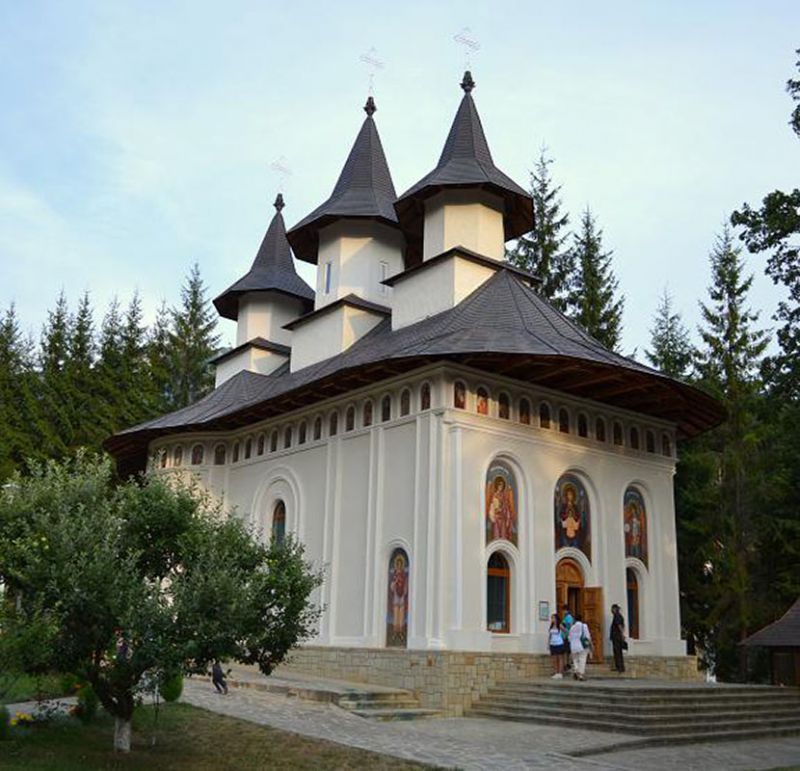 manastirea-durau